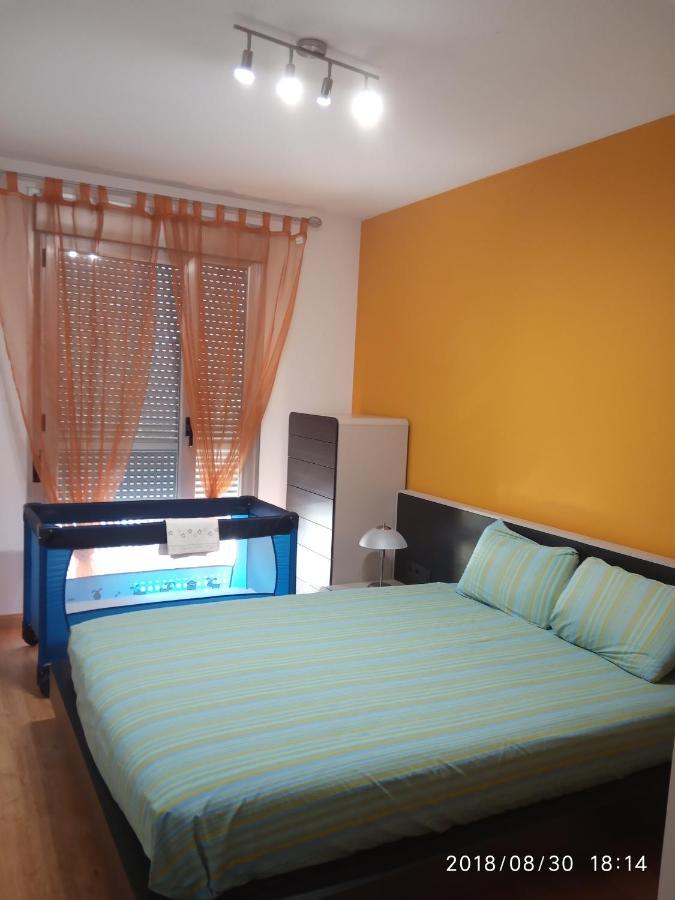 Apartamento Los Lirios Логроньйо Екстер'єр фото